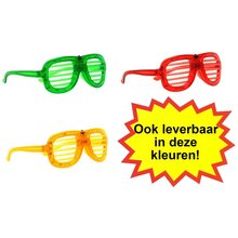 1441368421
